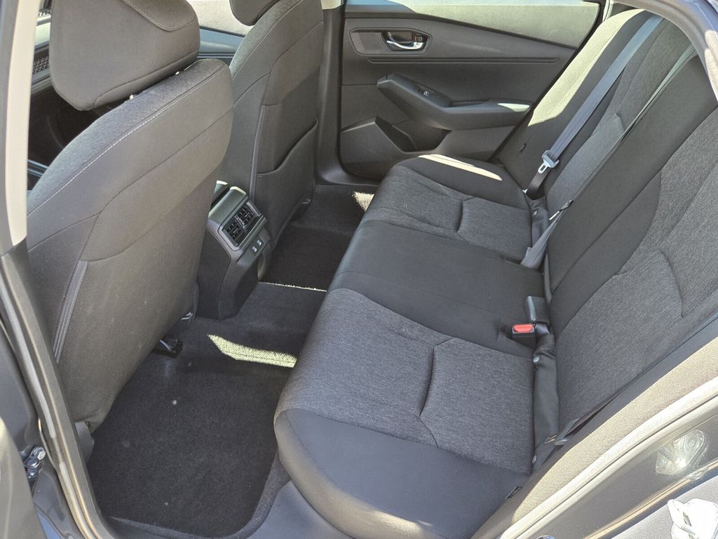 2025 Honda Accord LX - Photo 10