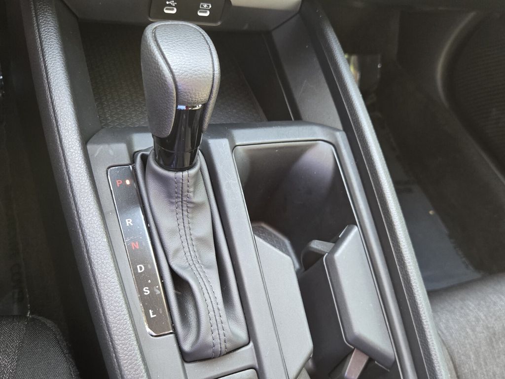 2025 Honda Accord LX - Photo 18