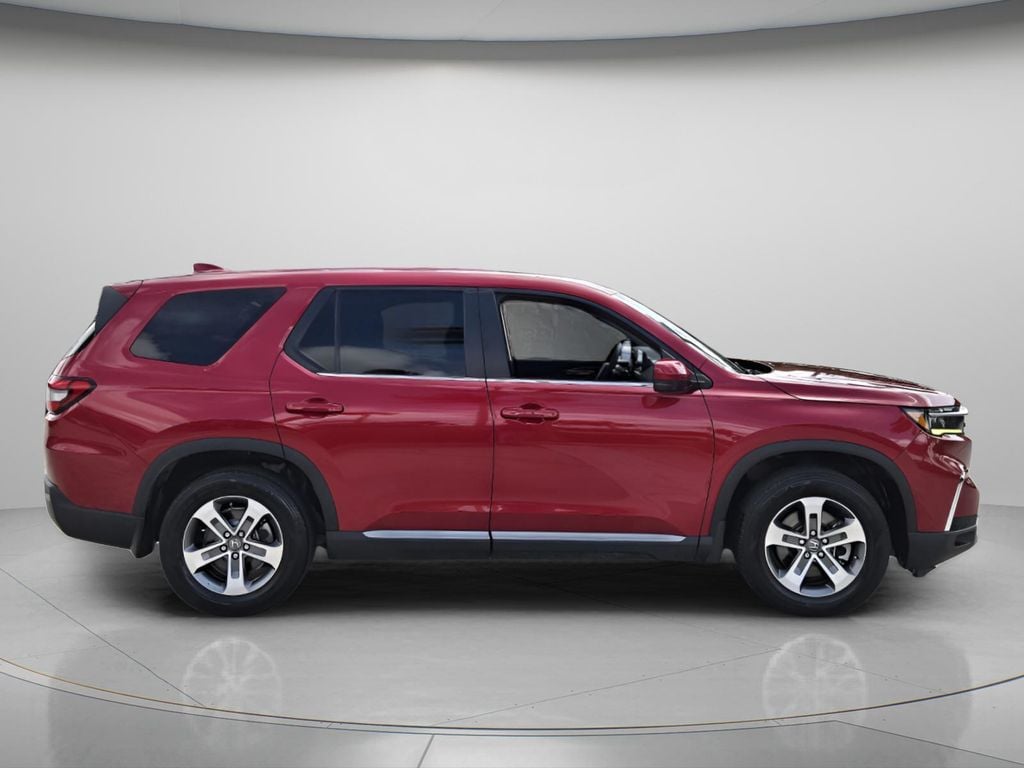 Used 2024 Honda Pilot EX-L 8 Passenger SUV