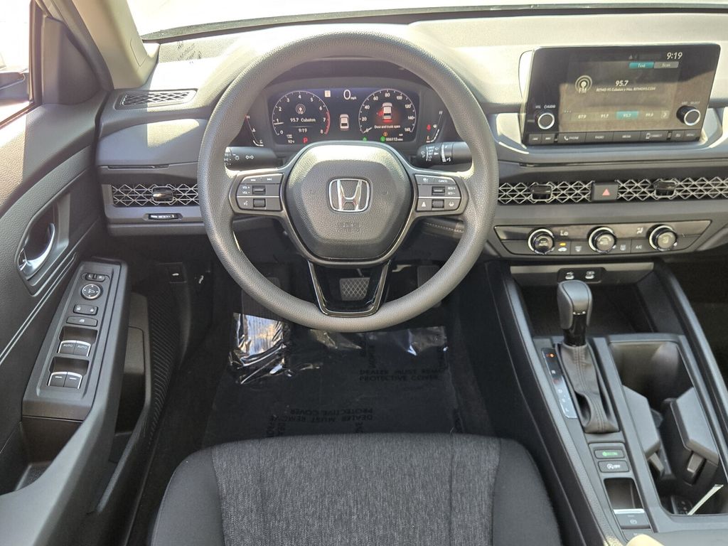 2025 Honda Accord LX - Photo 12