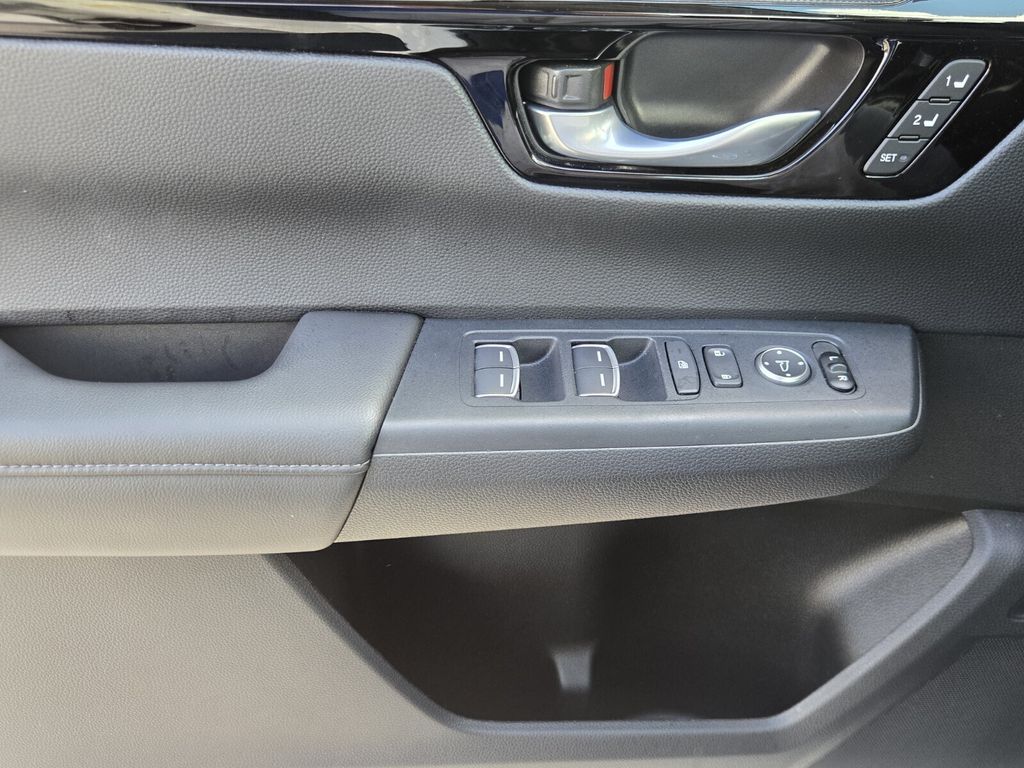 2025 Honda CR-V EX-L - Photo 27