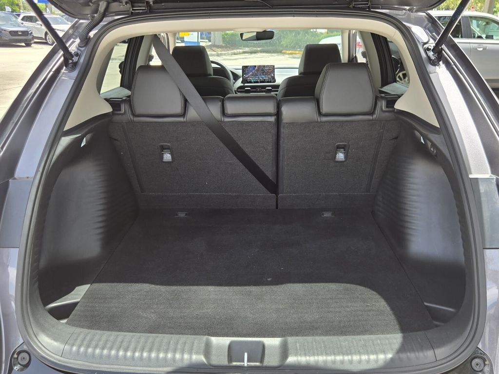 2025 Honda HR-V EX-L - Photo 14