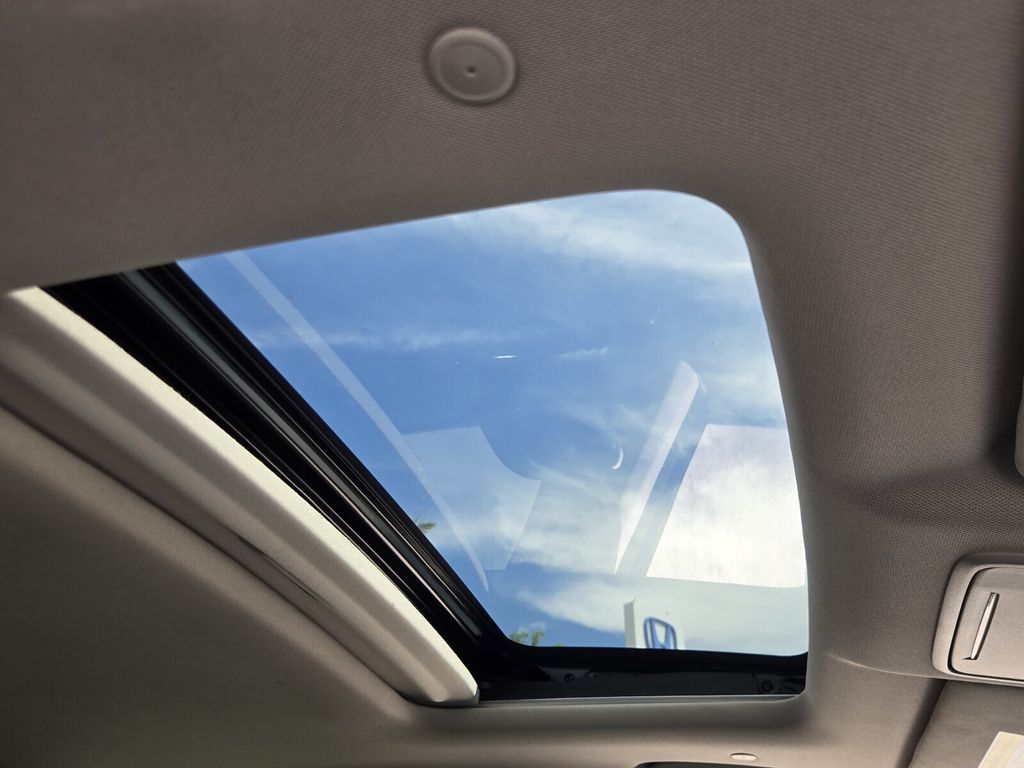 2024 Honda CR-V EX-L - Photo 18