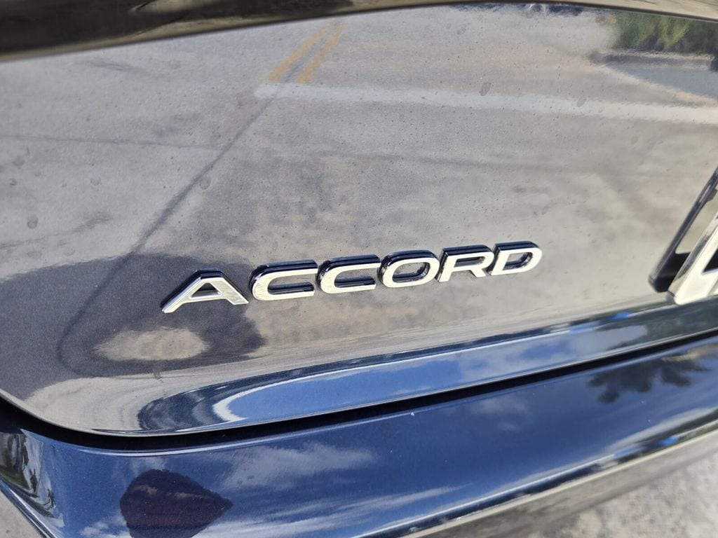 2025 Honda Accord SE - Photo 14