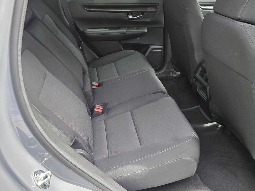 2024 Honda CR-V LX - Photo 15