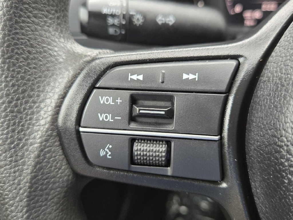 2025 Honda Accord LX - Photo 24