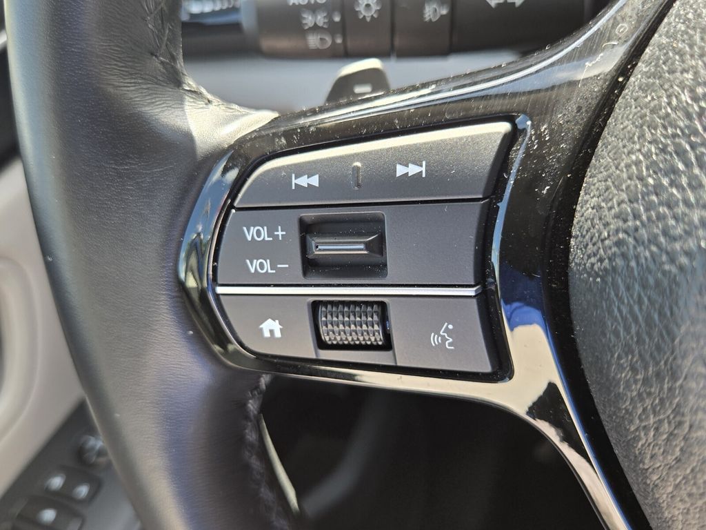 2025 Honda Pilot EX-L - Photo 23
