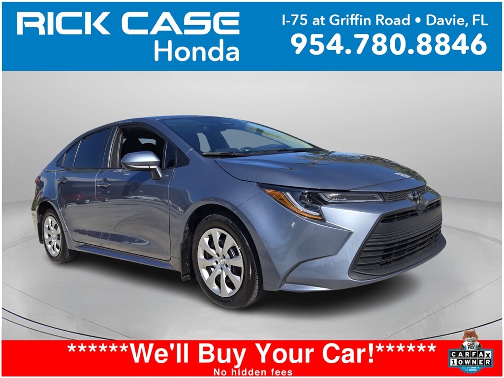 2025 Toyota Corolla LE's photo