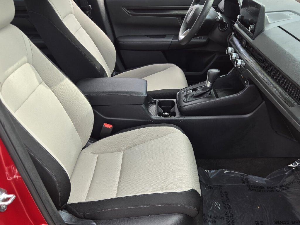 2024 Honda CR-V LX - Photo 16