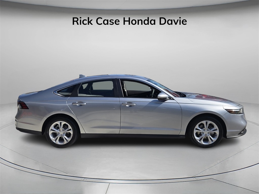Used 2023 Honda Accord LX Sedan