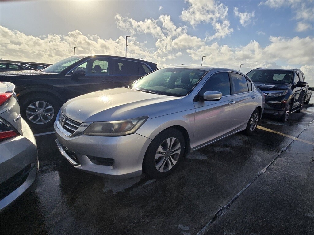 2015 Honda Accord LX photo 4