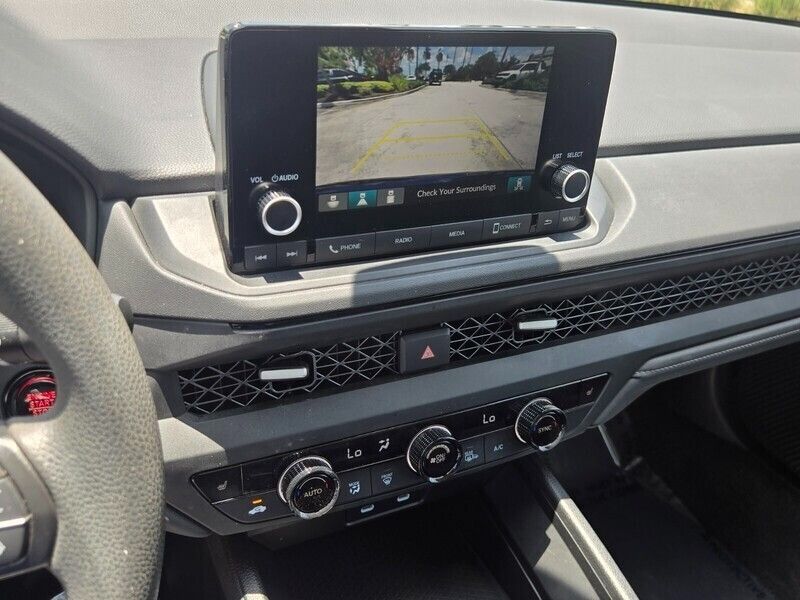 2025 Honda Accord SE - Photo 21