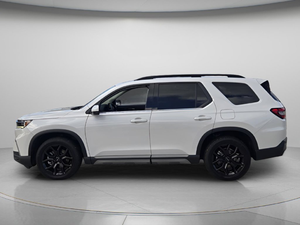 Used 2025 Honda Pilot Touring SUV