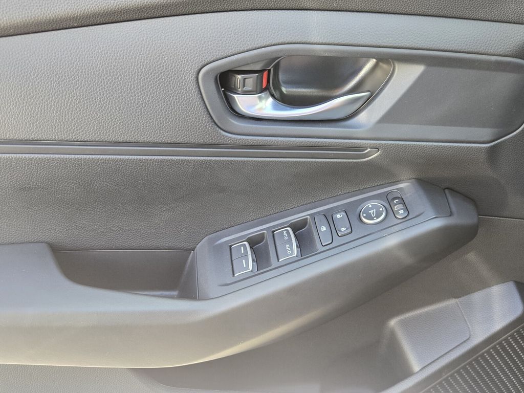 2024 Honda Accord LX - Photo 25