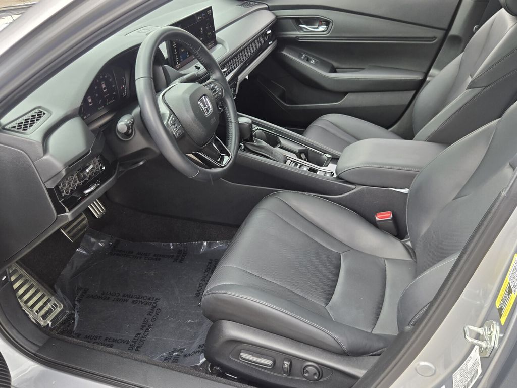 2025 Honda Accord Hybrid Sport-L - Photo 10