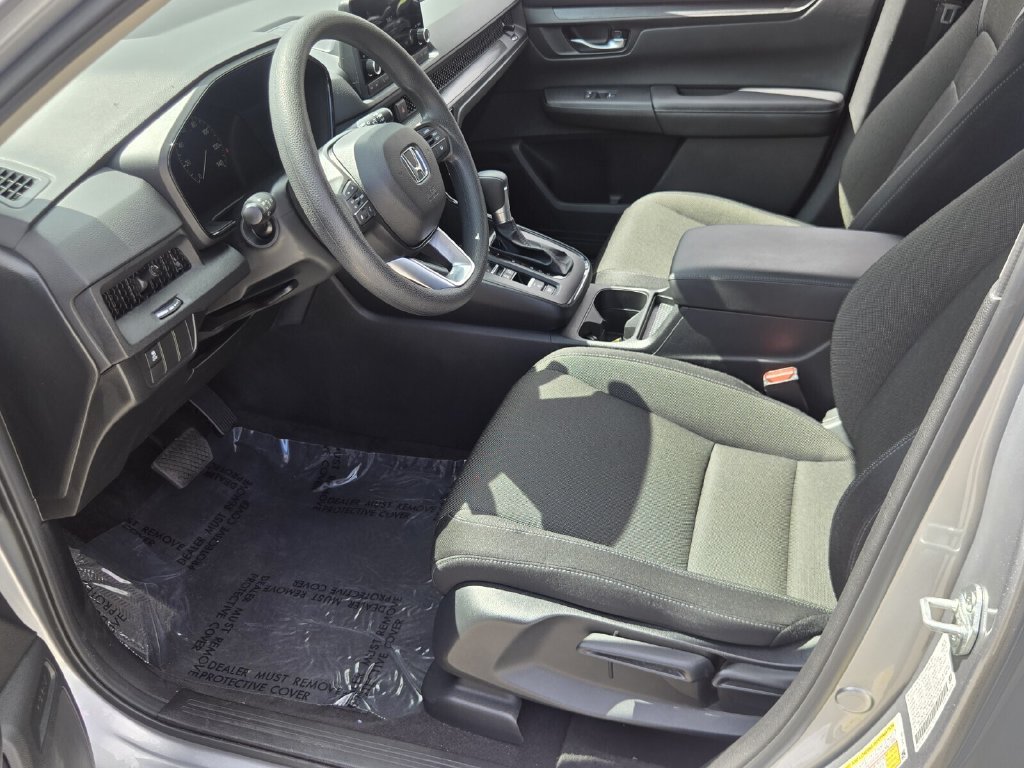 2025 Honda CR-V LX - Photo 11