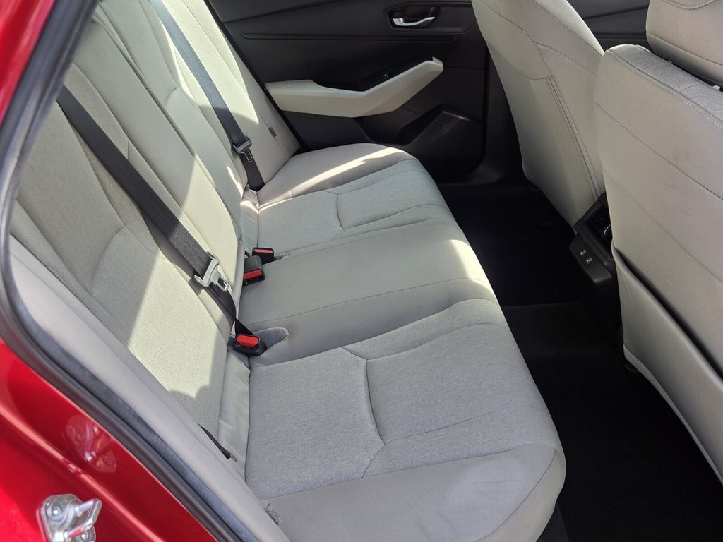 2025 Honda Accord SE - Photo 15