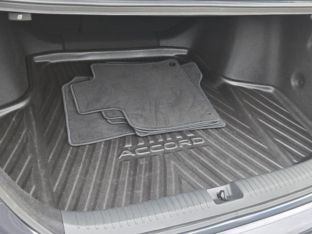2024 Honda Accord EX - Photo 13