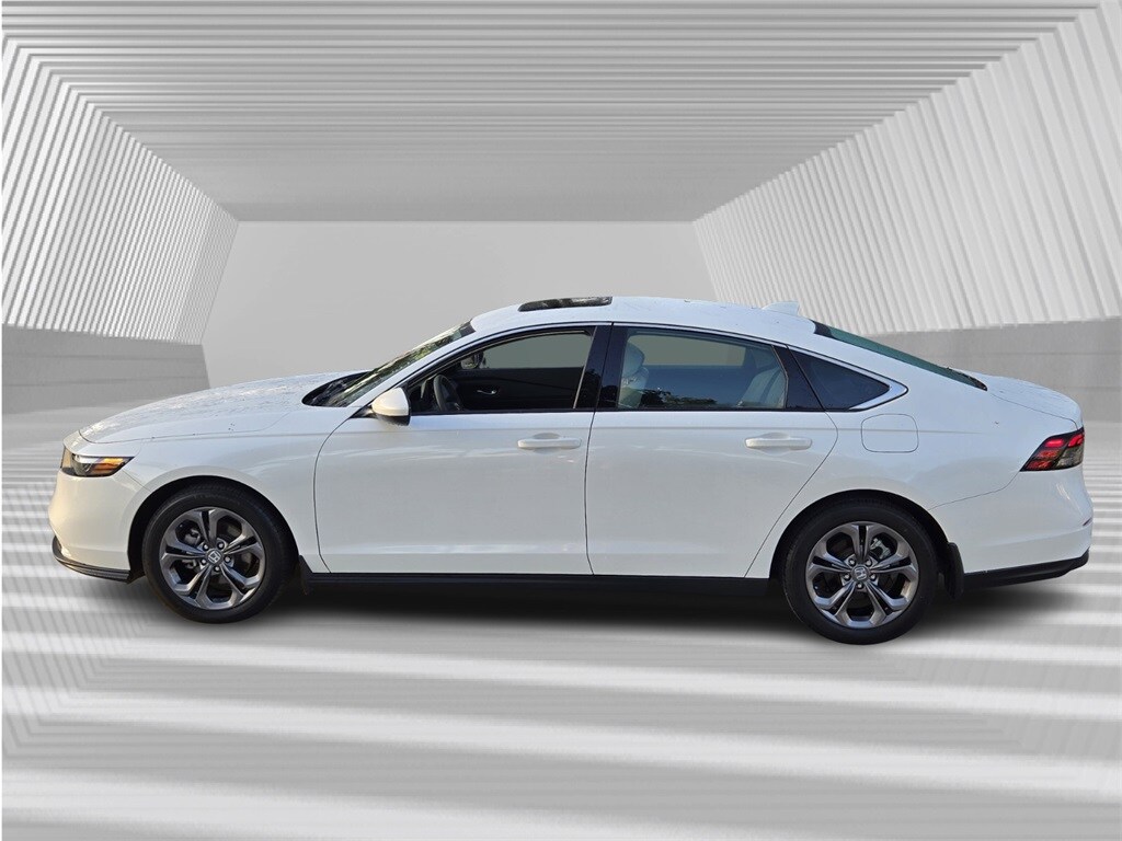 2023 Honda Accord EX photo 2