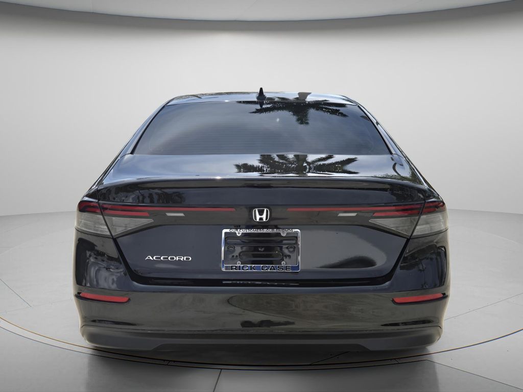 2024 Honda Accord LX - Photo 6