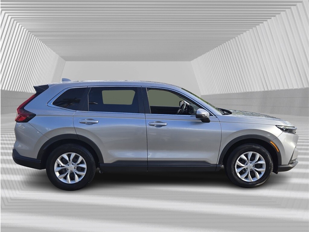 2024 Honda CR-V LX photo 2