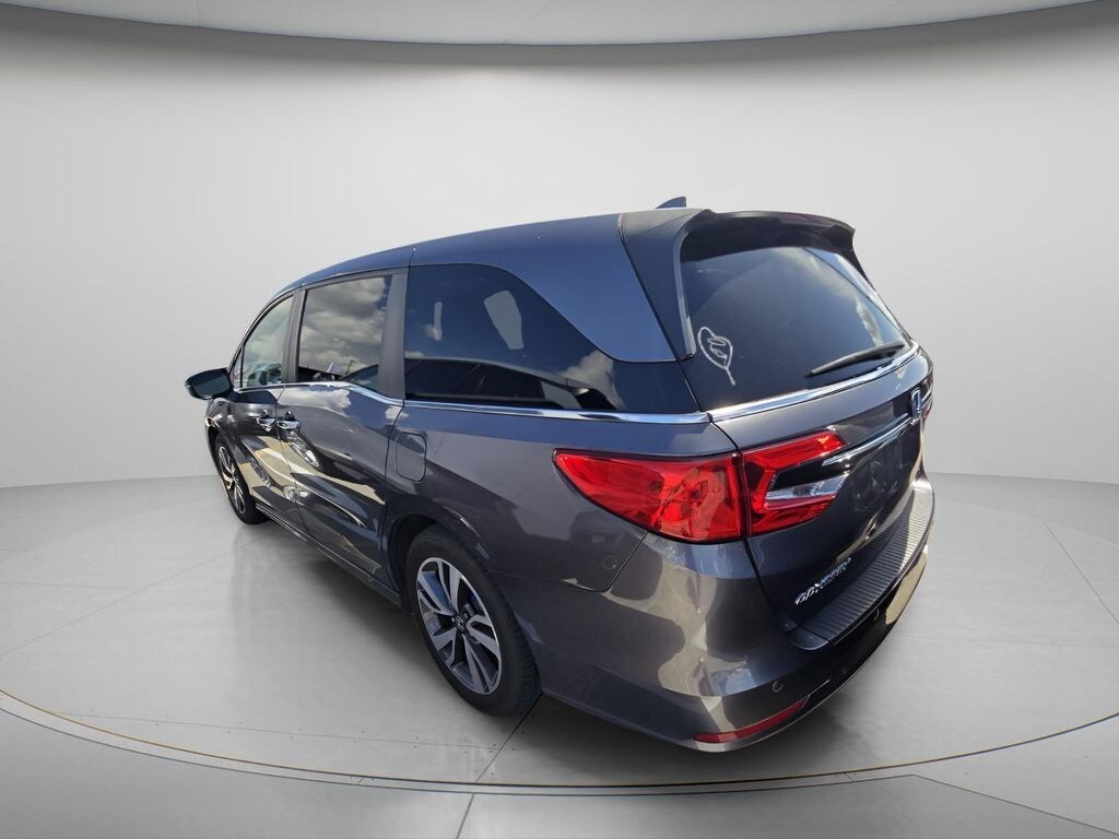 Used 2022 Honda Odyssey Touring Minivan/Van
