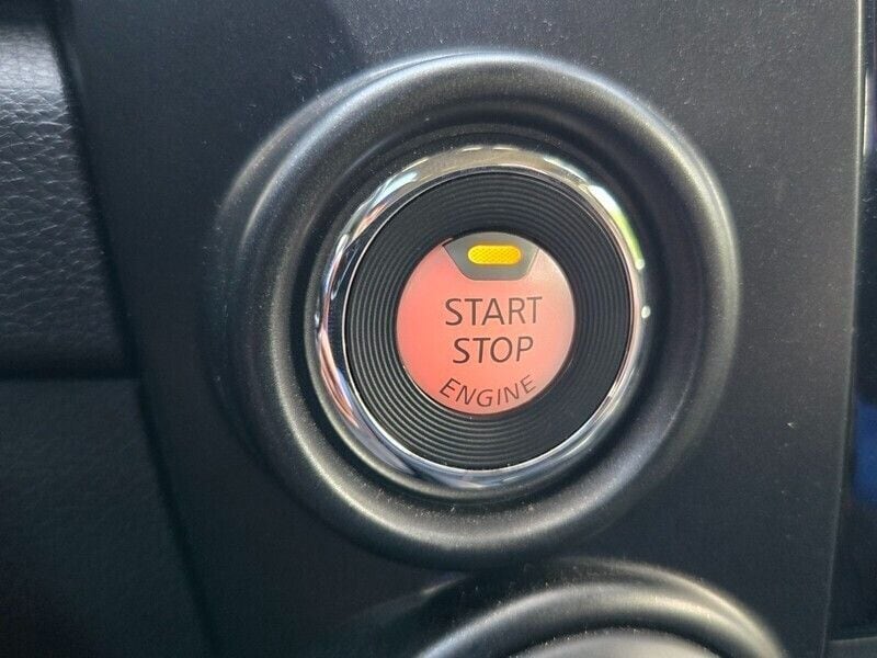 2024 Nissan Titan SV - Photo 21