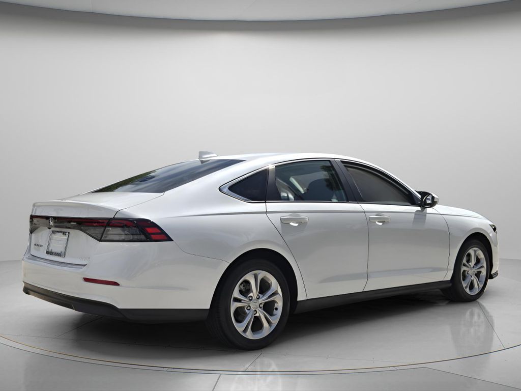 2024 Honda Accord LX - Photo 7