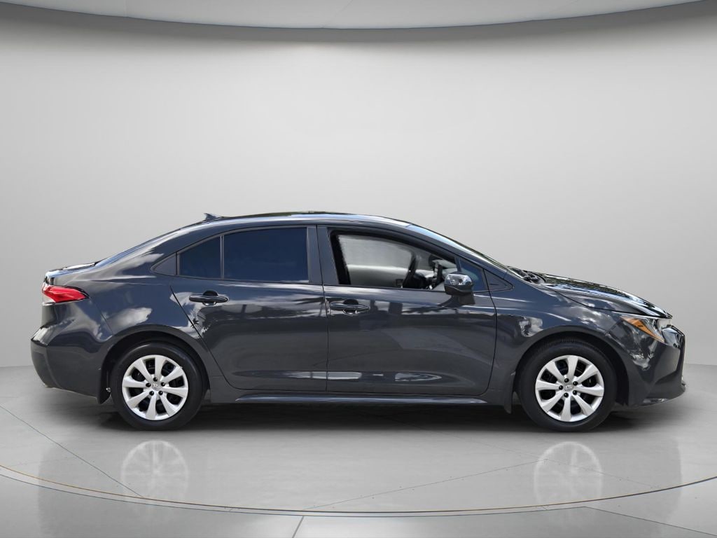 Used 2025 Toyota Corolla LE Sedan
