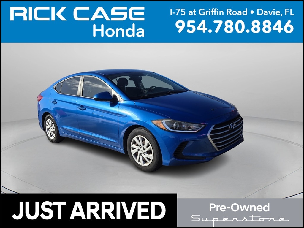Used 2018 Hyundai Elantra SE Sedan