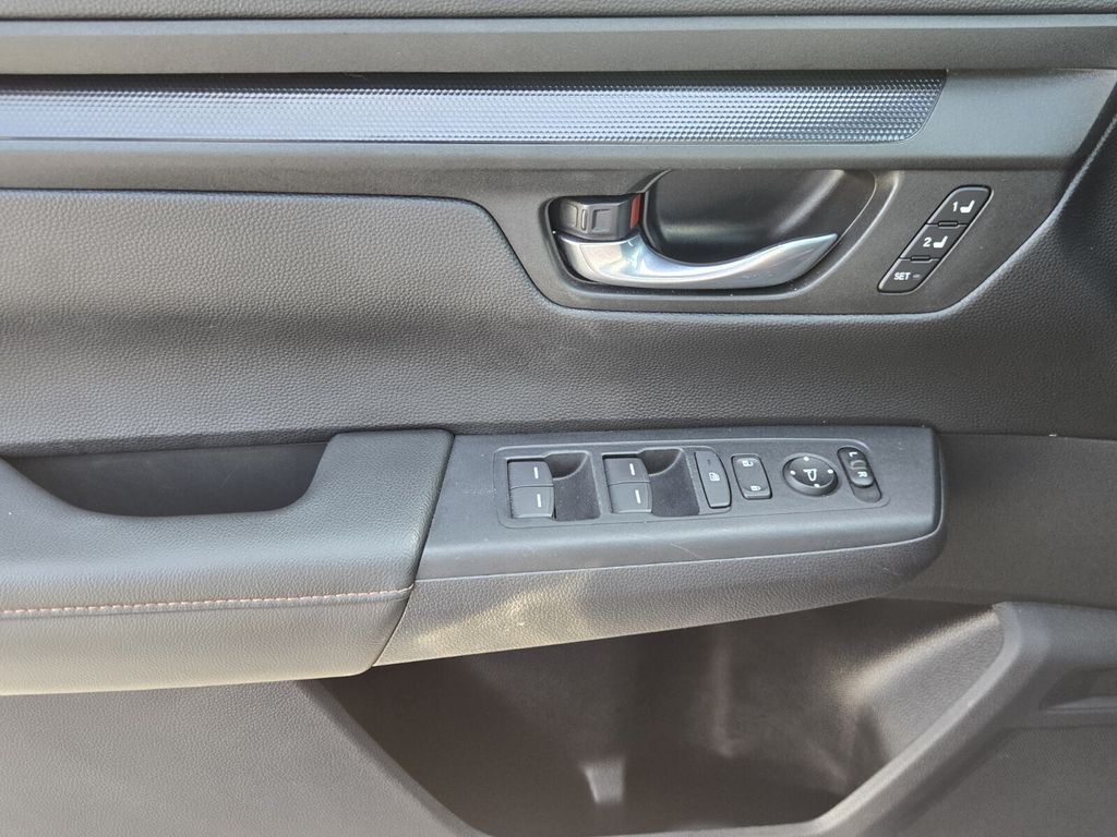 2025 Honda CR-V Sport-L - Photo 26
