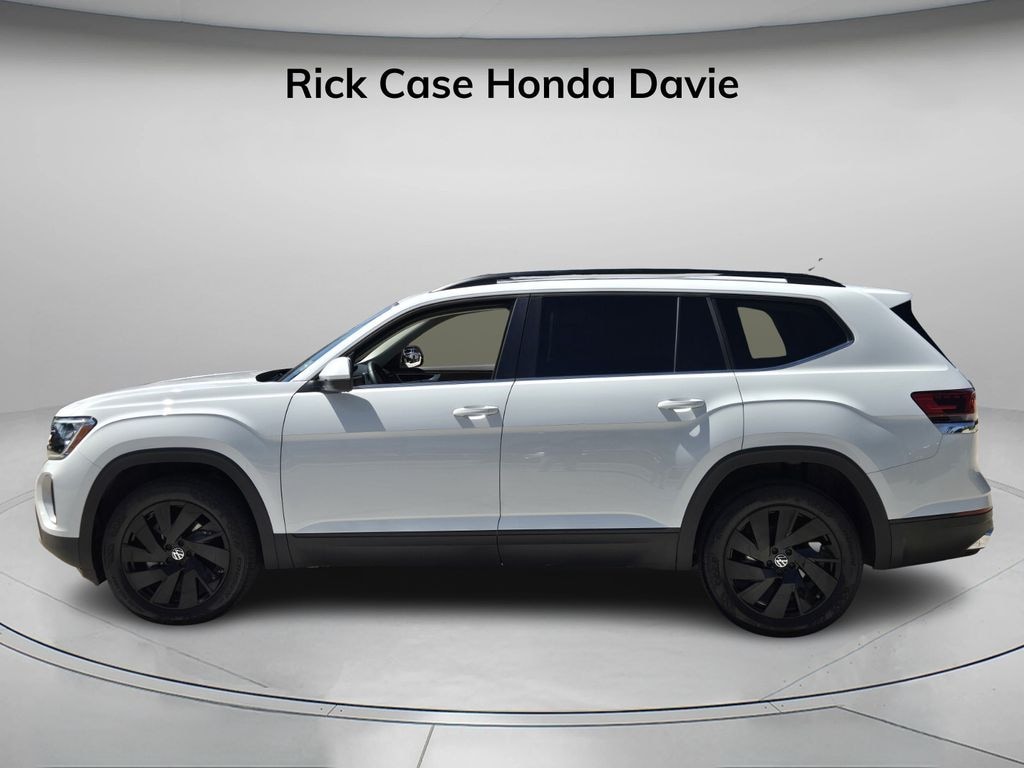 Used 2024 Volkswagen Atlas 2.0T SE w/Technology SUV