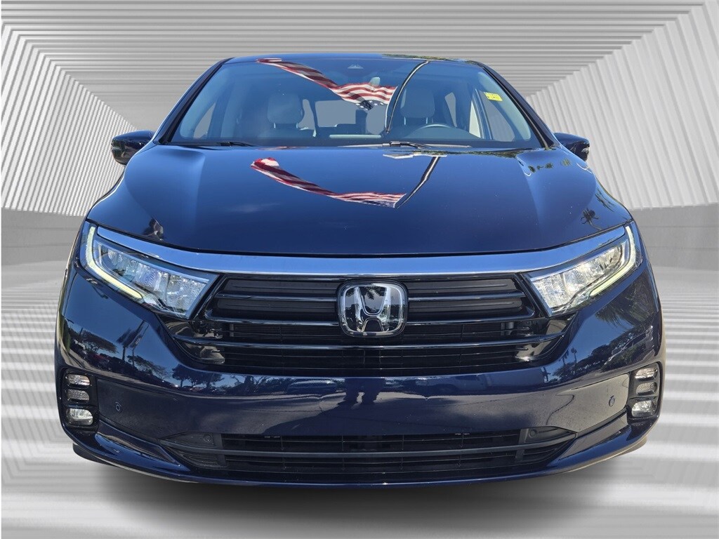 2024 Honda Odyssey Touring photo 4