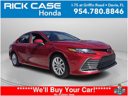 2023 Toyota Camry LE Sedan