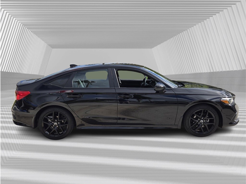 2024 Honda Civic Sport photo 2