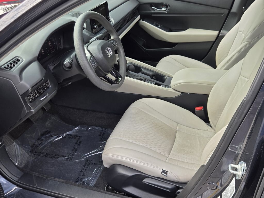 2024 Honda Accord LX - Photo 11