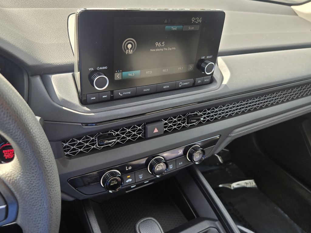2024 Honda Accord LX - Photo 18