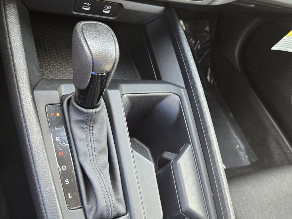 2024 Honda Accord LX - Photo 18