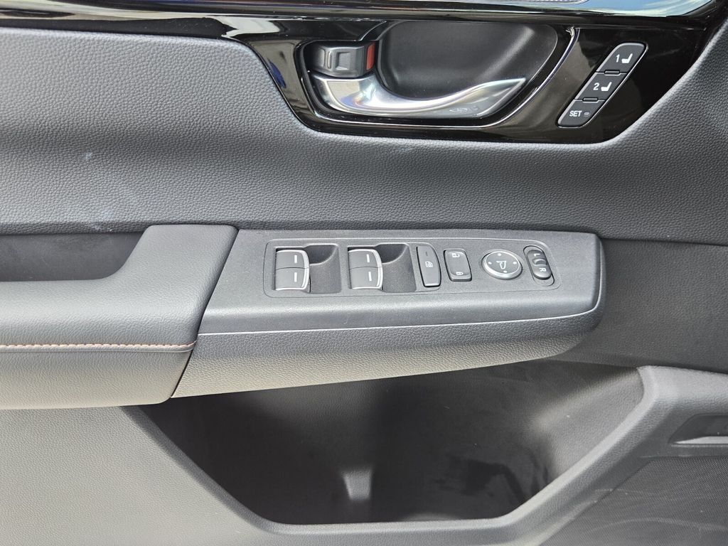 2025 Honda CR-V Sport Touring - Photo 27