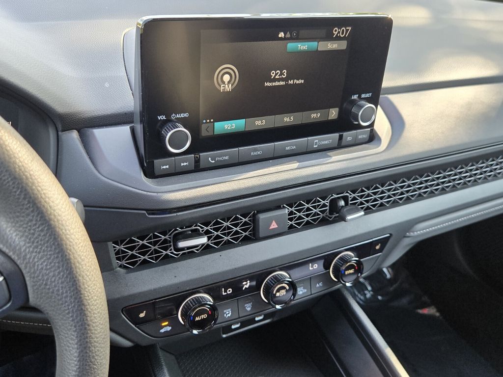 2024 Honda Accord EX - Photo 17
