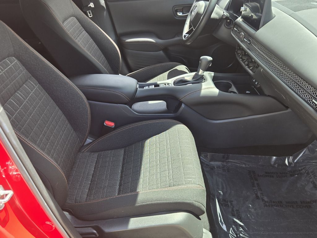 2026 Honda HR-V Sport - Photo 17