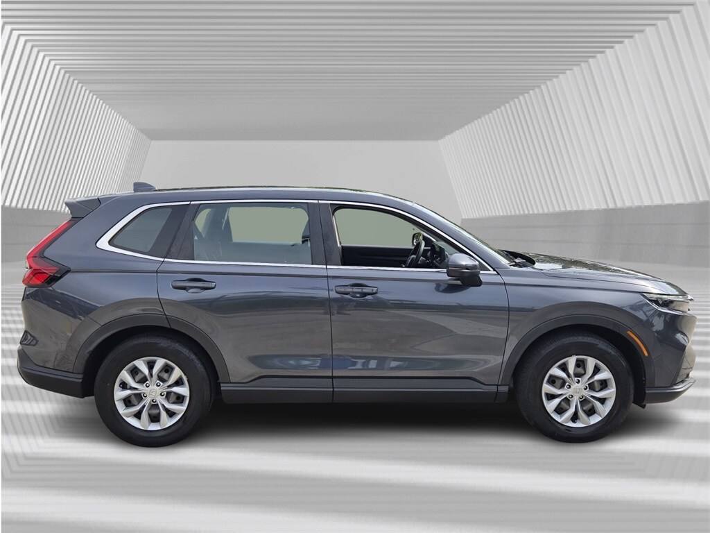 2023 Honda CR-V LX photo 2