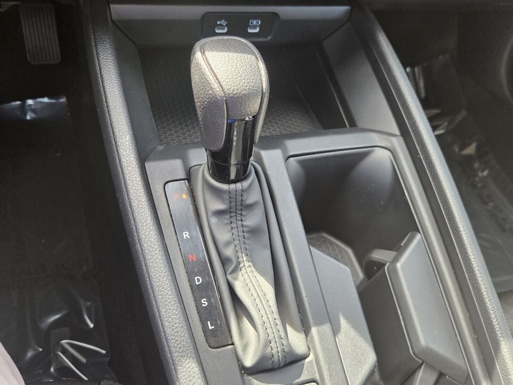 2025 Honda Accord SE - Photo 18