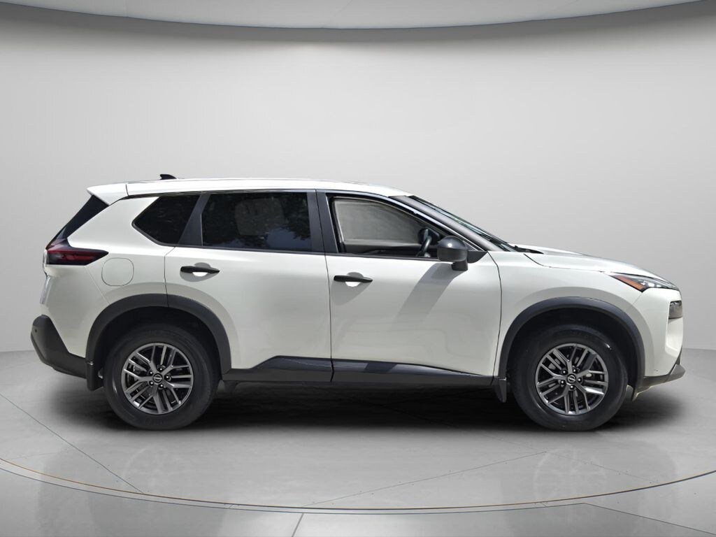 Used 2023 Nissan Rogue S SUV