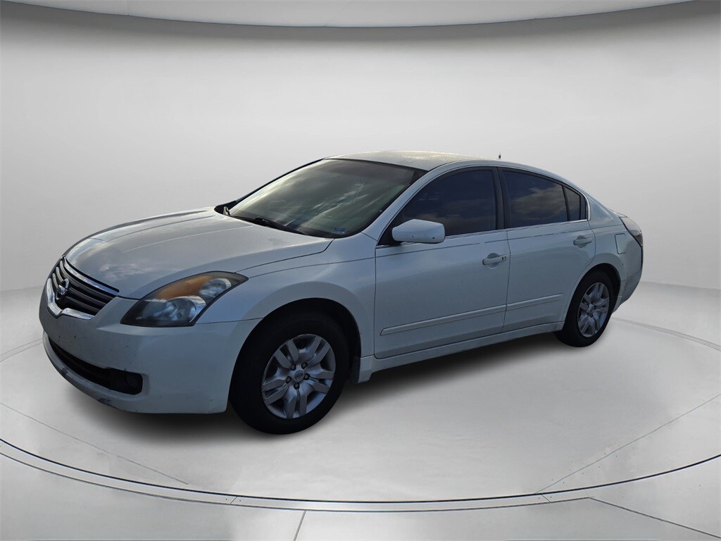 Used 2009 Nissan Altima 2.5 S Sedan