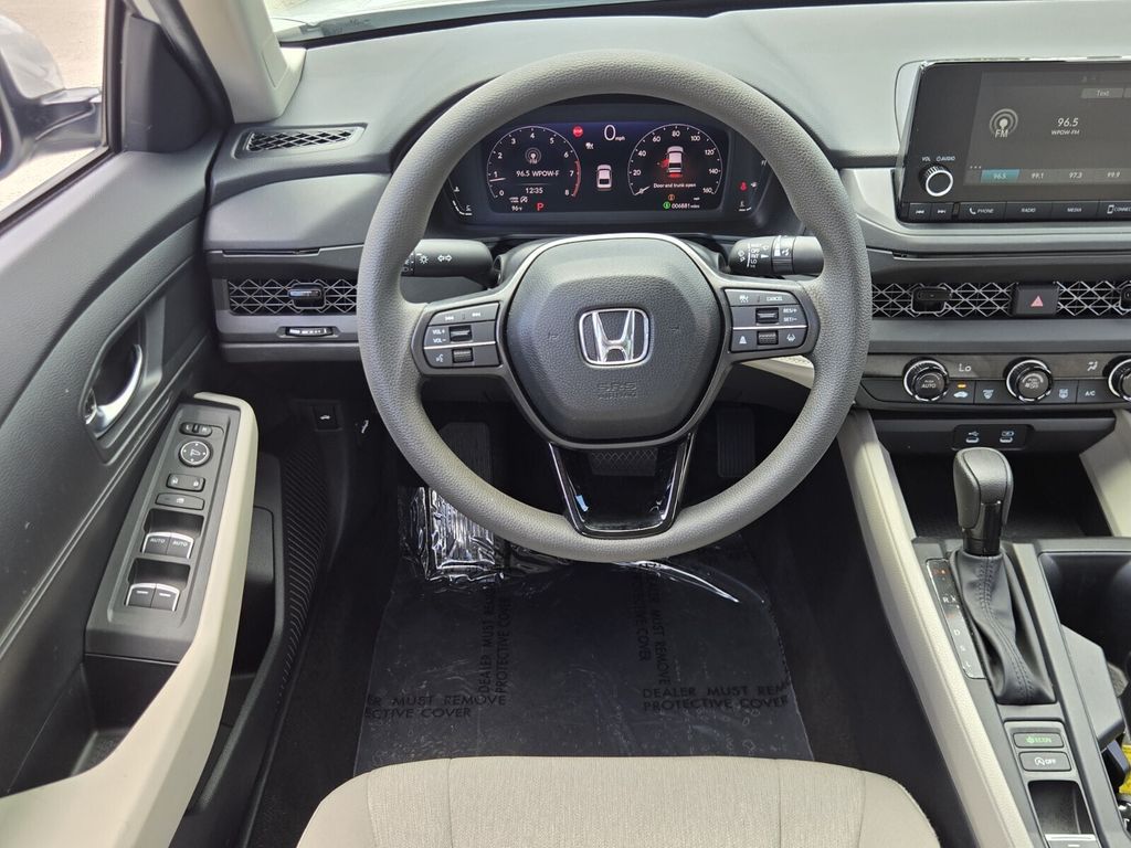 2025 Honda Accord LX - Photo 12