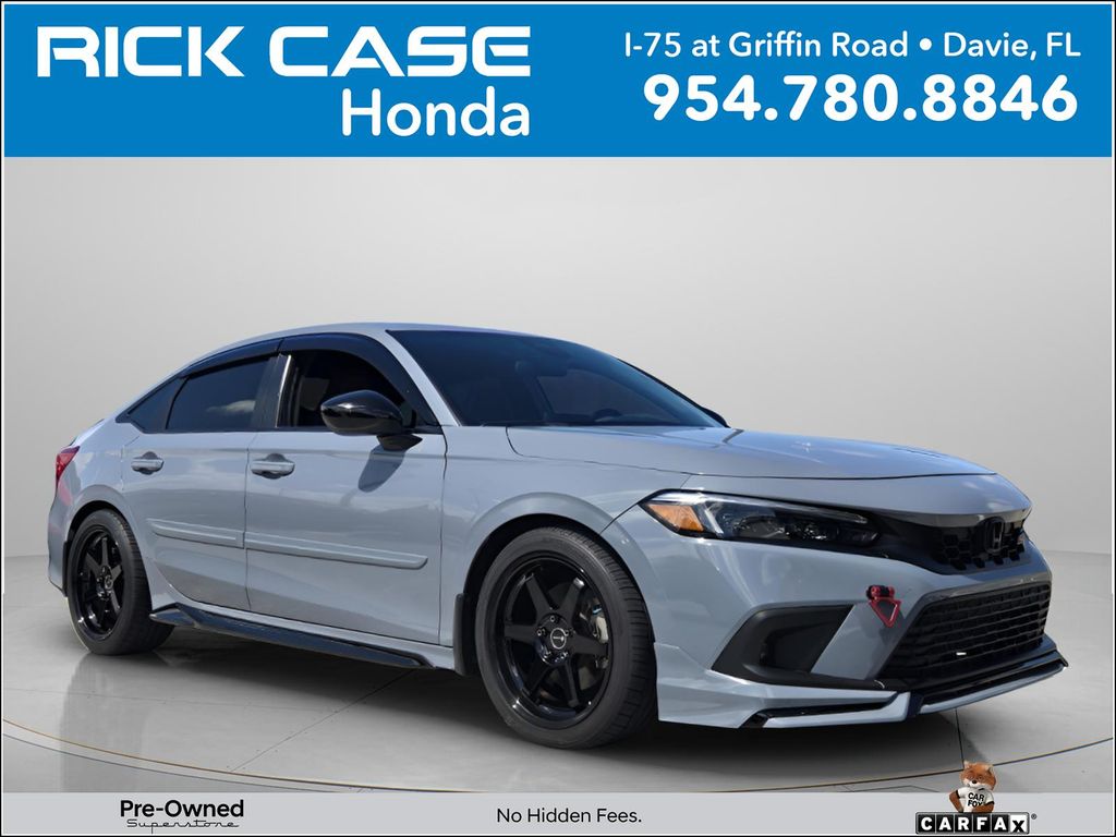 2022 Honda Civic Si with Summer Tires's photo