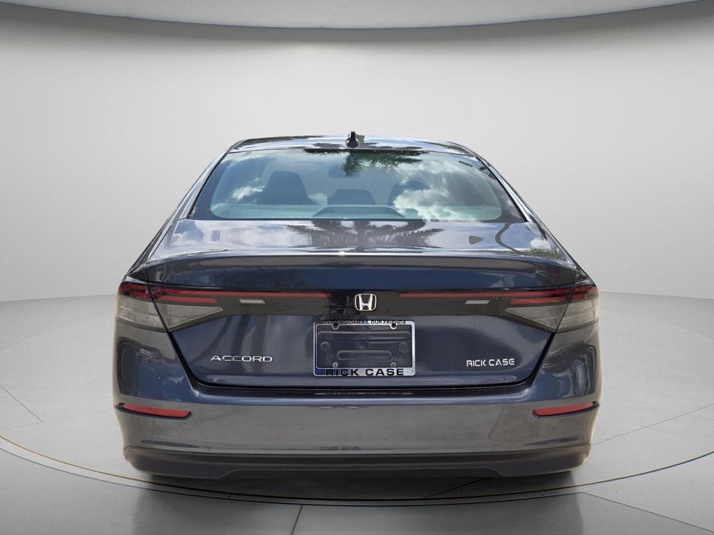 2024 Honda Accord LX - Photo 6