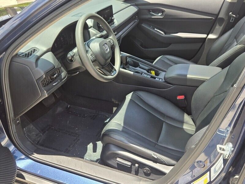 2025 Honda Accord SE - Photo 10