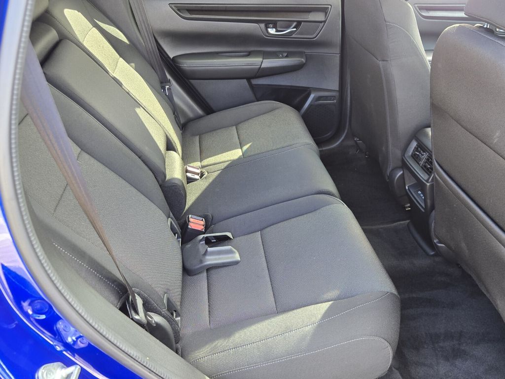 2025 Honda CR-V EX - Photo 15
